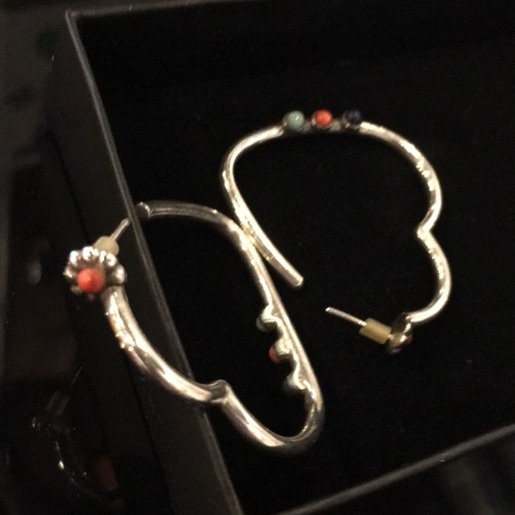 Prettiest earrings. - Picture 2 of 3
